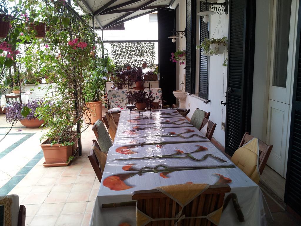 Bed and Breakfast La Terrazza Лечче Экстерьер фото
